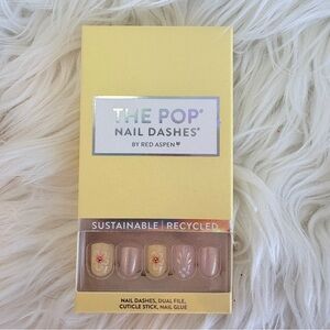 Red Aspen Nail Kit “Sally Sells Sea Shells” NIP